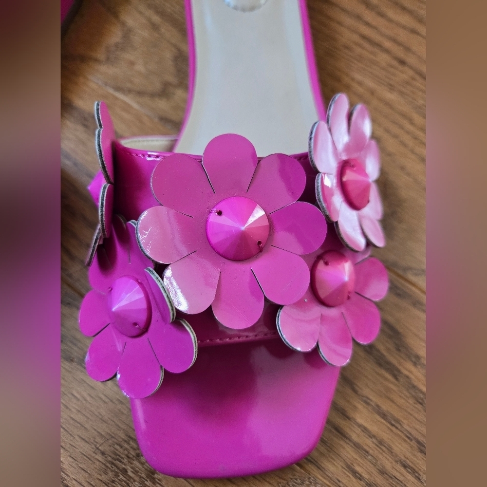 NINE WEST WN MINLEY3 Flat Slip on HOT PINK Sandals - Picture 10 of 10